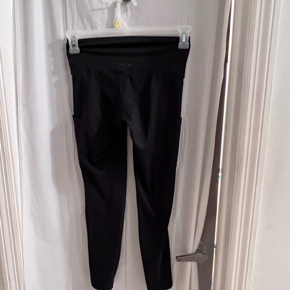 AERIE black leggings with side pockets size s - Picture 4 of 4